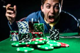 Онлайн казино Casino Aurora